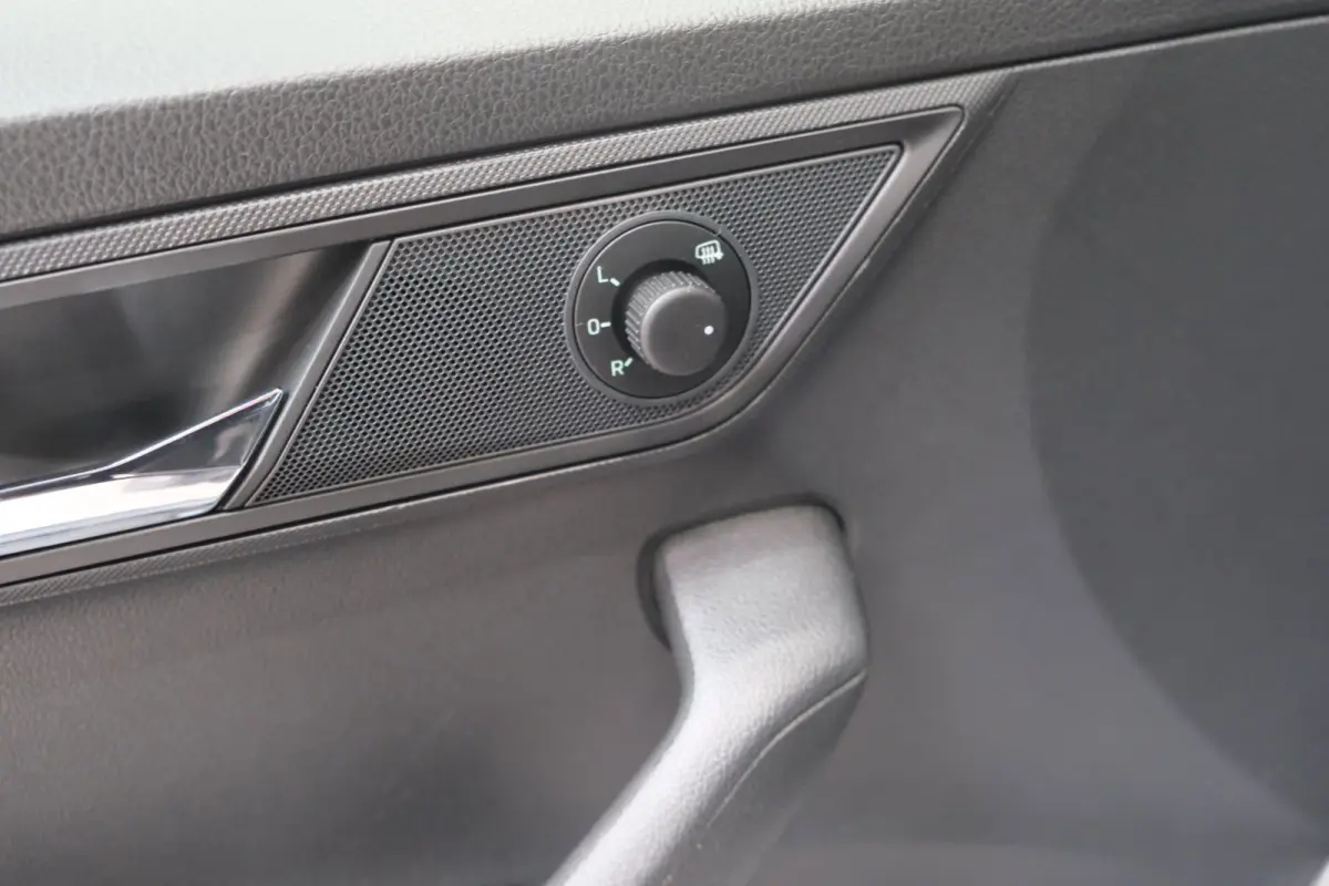 1.0 TSI Ambition - N.A.P. Airco, Cruise, Carplay.