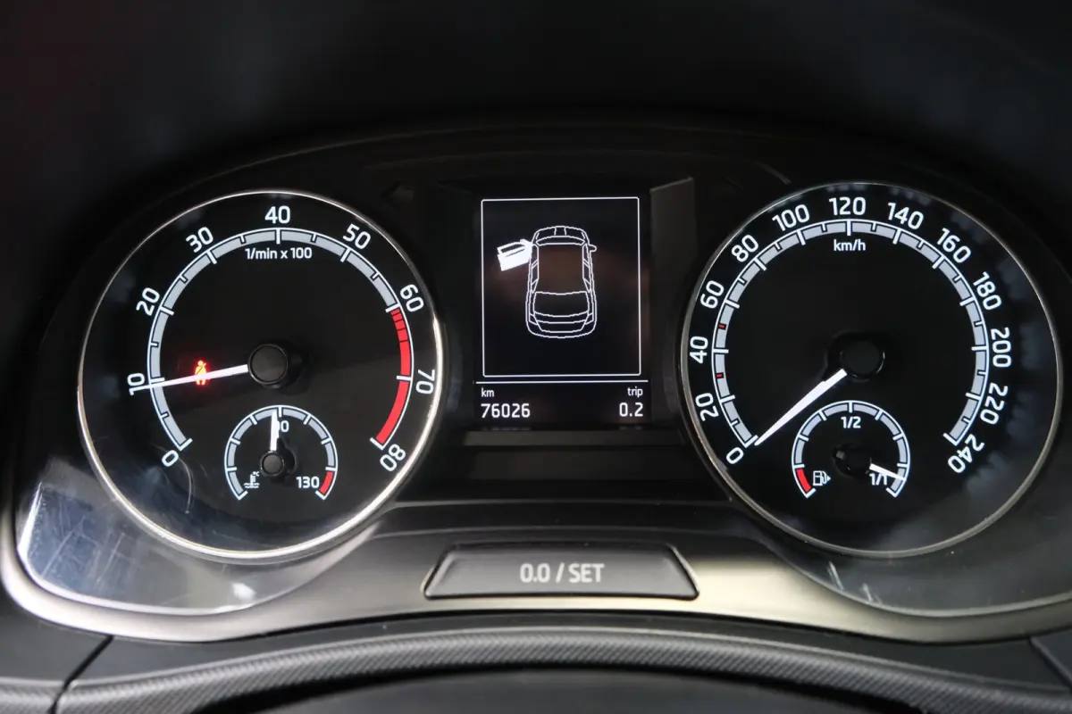 1.0 TSI Ambition - N.A.P. Airco, Cruise, Carplay.