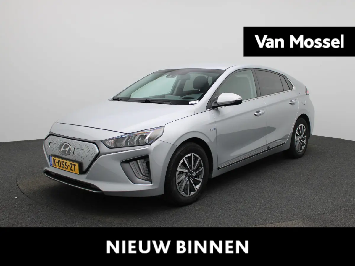 Comfort EV 38 kWh | Automaat | Parkeer sensoren | Virtual cockpit | Cruise control | Climate control | Navigatie | DAB | LED | Bluetooth | Sfeer verlichting | Stoel verwarming | Camera