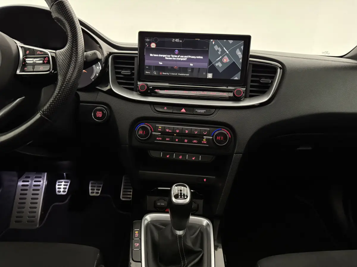 1.0 T-GDI GT-PlusLine | Pano | Camera | Virtual | JBL | Memory | Carplay | Keyless