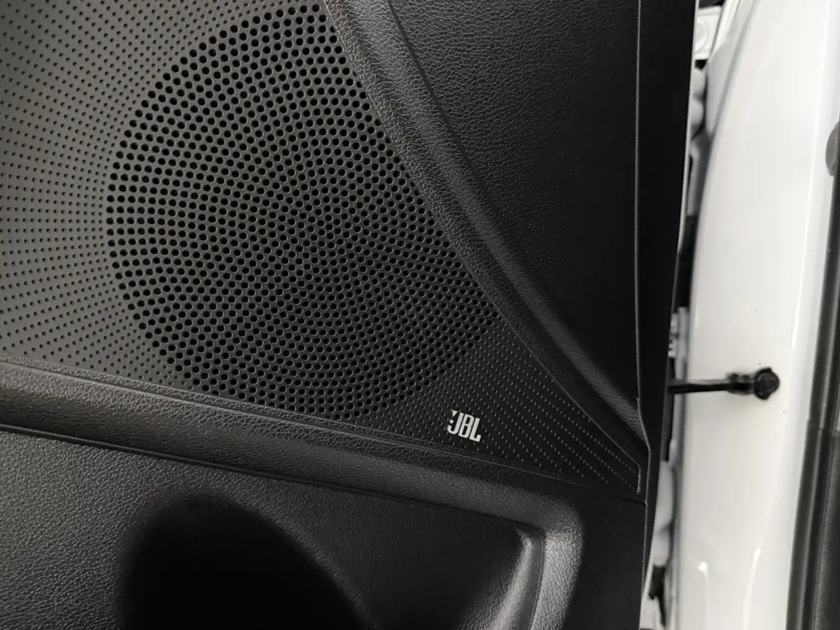 1.0 T-GDI GT-PlusLine | Pano | Camera | Virtual | JBL | Memory | Carplay | Keyless