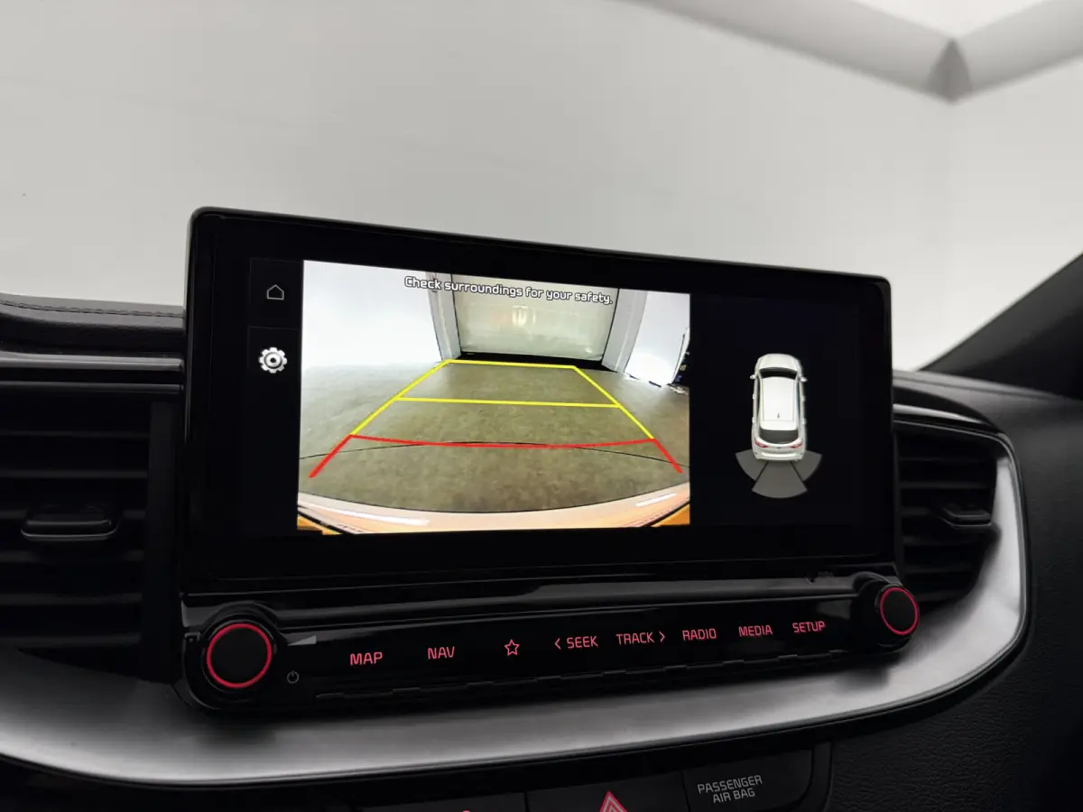 1.0 T-GDI GT-PlusLine | Pano | Camera | Virtual | JBL | Memory | Carplay | Keyless