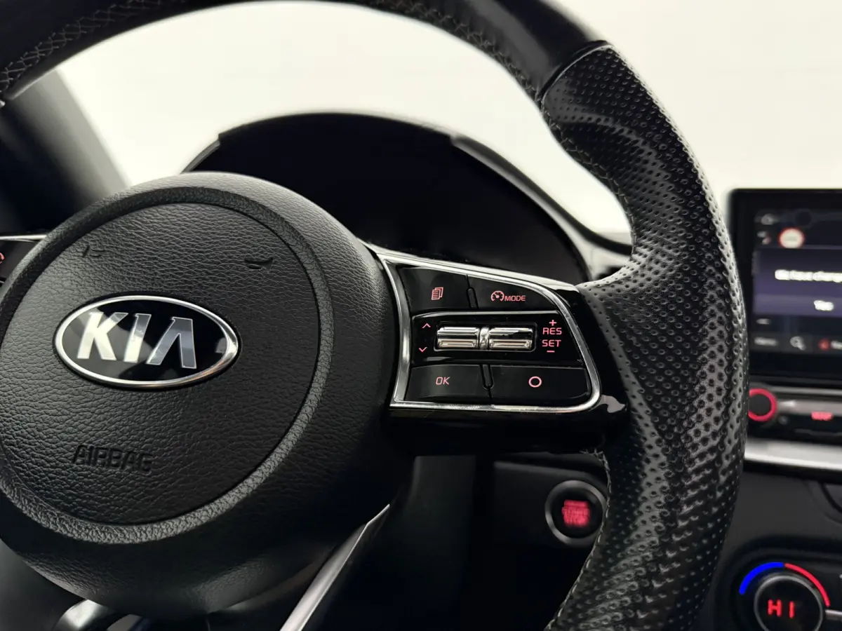 1.0 T-GDI GT-PlusLine | Pano | Camera | Virtual | JBL | Memory | Carplay | Keyless