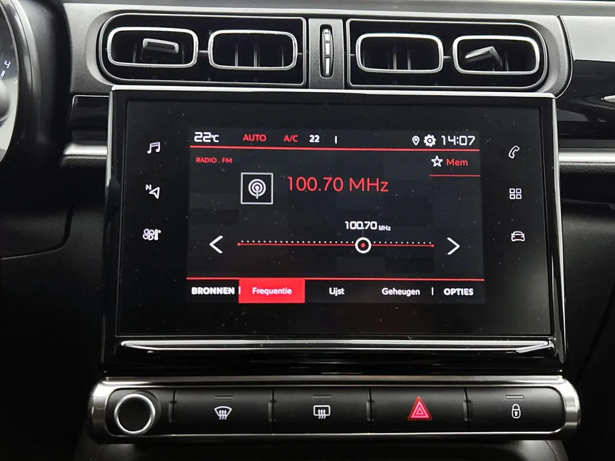 1.2 PureTech Feel Edition CARPLAY | CRUISE | LED