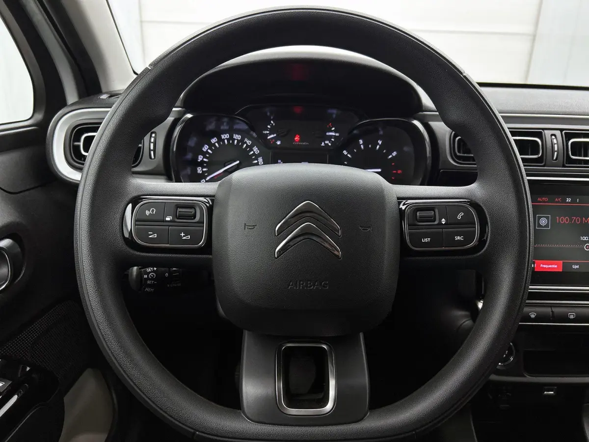 1.2 PureTech Feel Edition CARPLAY | CRUISE | LED