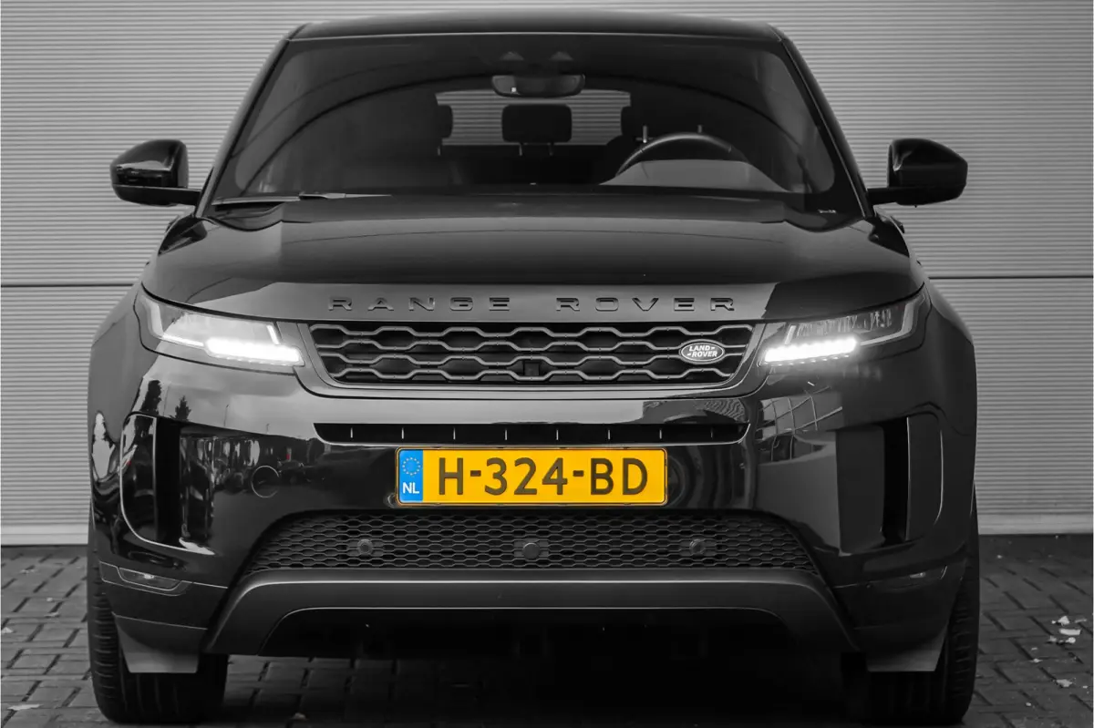 2.0 P200 AWD Black Pack Standkachel Camera Stoelverw 20"