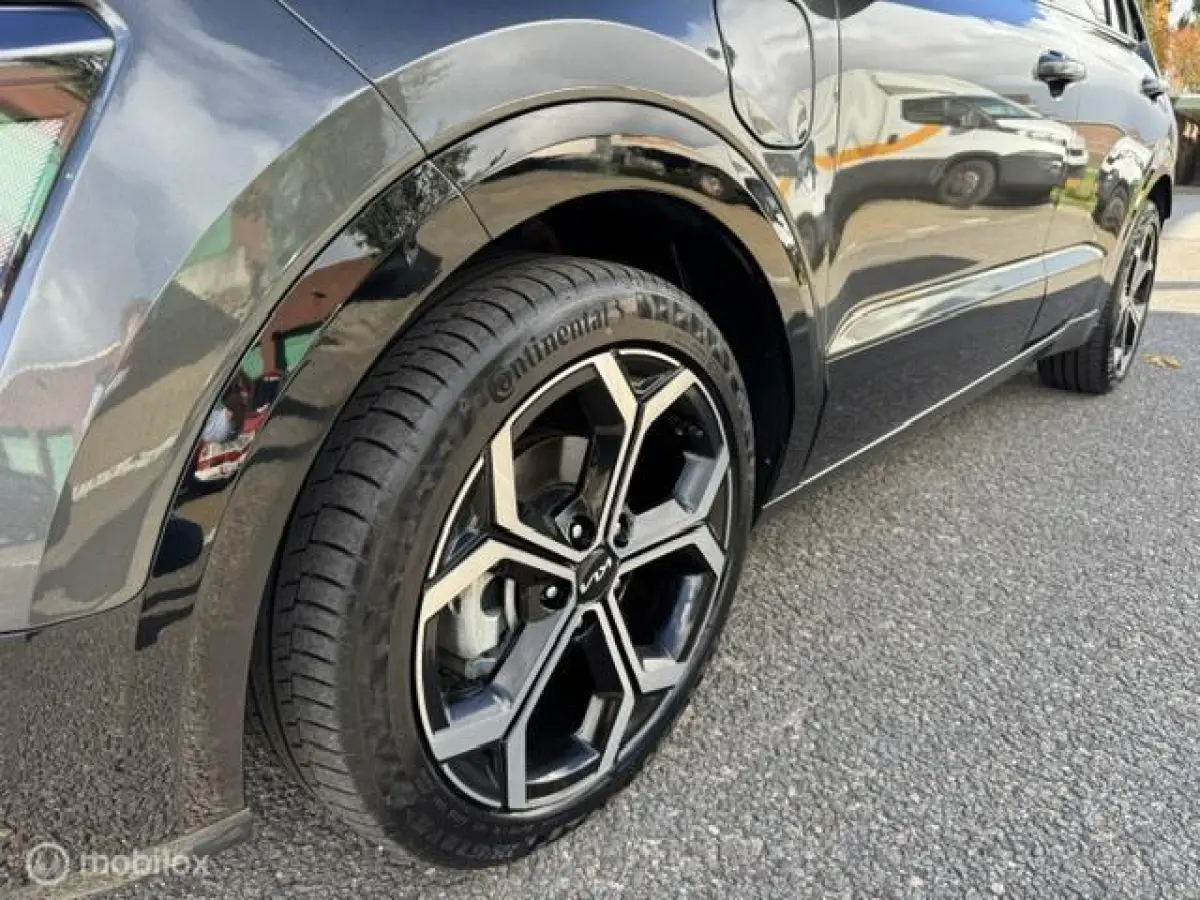 1.6 GDi PHEV DynamicLine Edition / Plug-inn Hybride / volledig elektrisch rijden 65 km hierna Hybride aandrijving , Navi / Camera achter / Parkeerhulp rondom /18 inch velgen / Keyless , gara