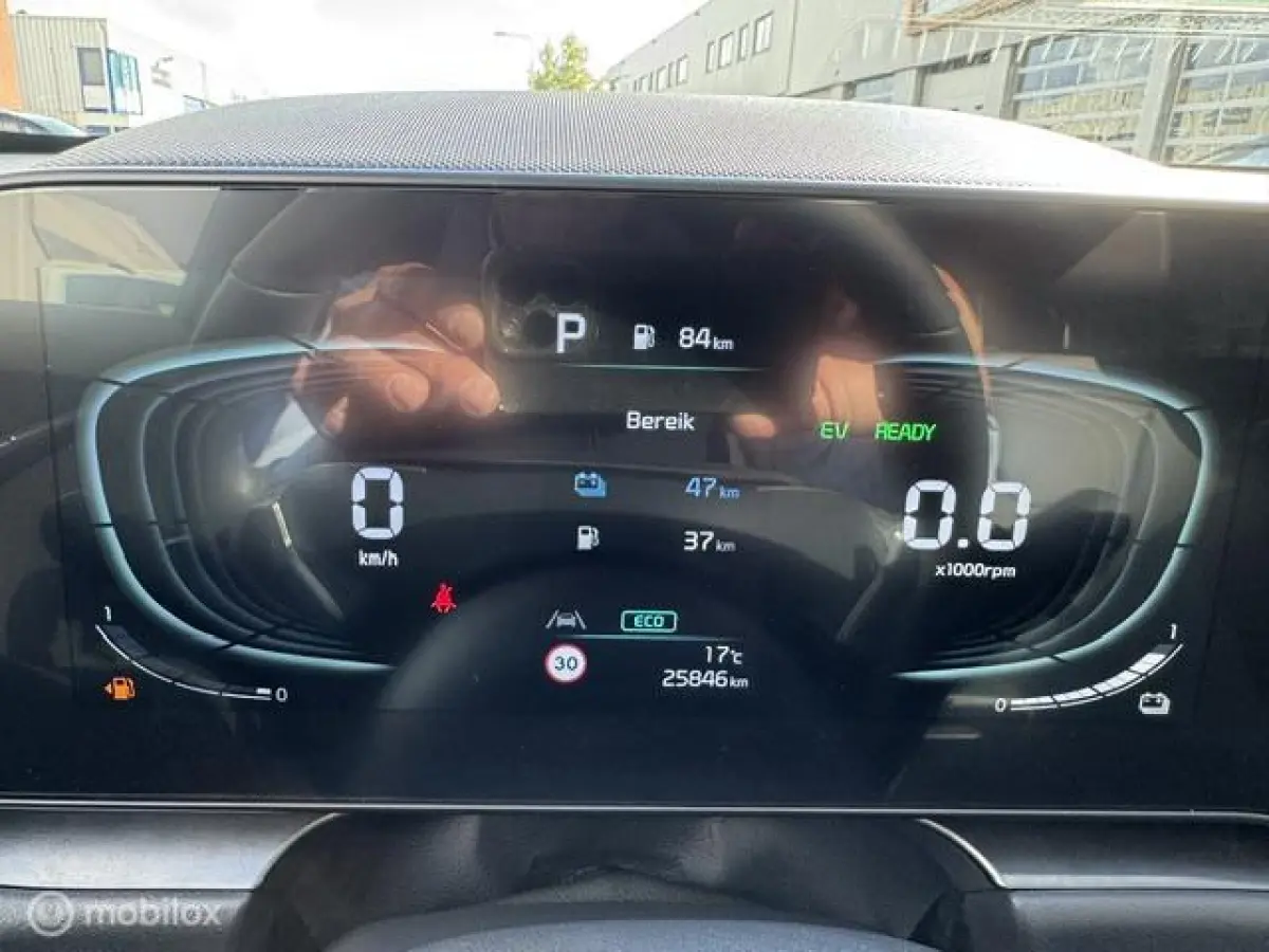 1.6 GDi PHEV DynamicLine Edition / Plug-inn Hybride / volledig elektrisch rijden 65 km hierna Hybride aandrijving , Navi / Camera achter / Parkeerhulp rondom /18 inch velgen / Keyless , gara