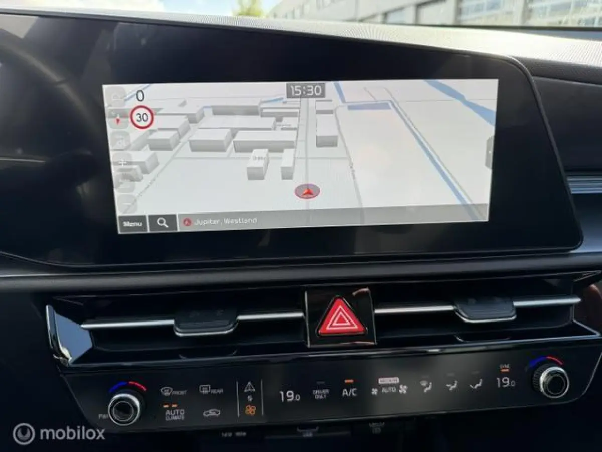 1.6 GDi PHEV DynamicLine Edition / Plug-inn Hybride / volledig elektrisch rijden 65 km hierna Hybride aandrijving , Navi / Camera achter / Parkeerhulp rondom /18 inch velgen / Keyless , gara