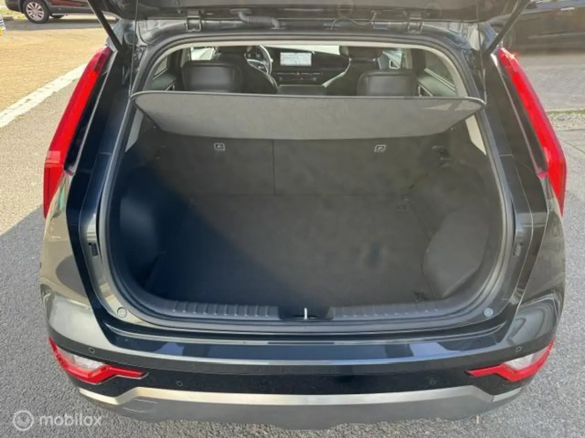 1.6 GDi PHEV DynamicLine Edition / Plug-inn Hybride / volledig elektrisch rijden 65 km hierna Hybride aandrijving , Navi / Camera achter / Parkeerhulp rondom /18 inch velgen / Keyless , gara