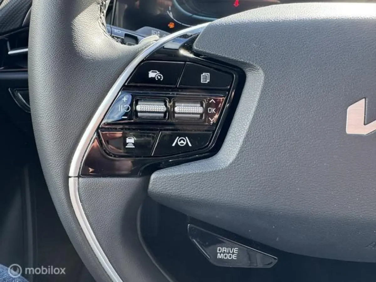 1.6 GDi PHEV DynamicLine Edition / Plug-inn Hybride / volledig elektrisch rijden 65 km hierna Hybride aandrijving , Navi / Camera achter / Parkeerhulp rondom /18 inch velgen / Keyless , gara
