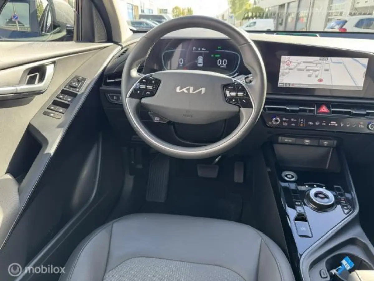1.6 GDi PHEV DynamicLine Edition / Plug-inn Hybride / volledig elektrisch rijden 65 km hierna Hybride aandrijving , Navi / Camera achter / Parkeerhulp rondom /18 inch velgen / Keyless , gara
