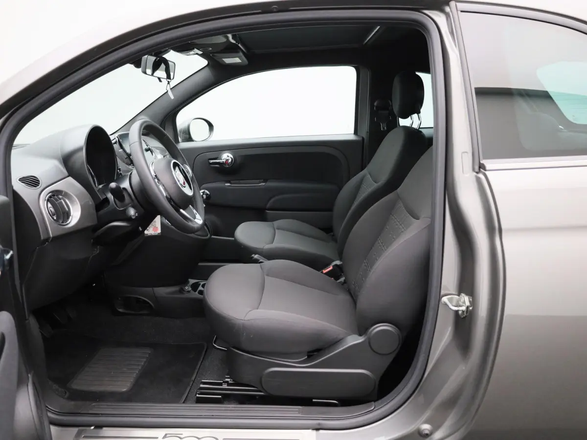1.0 Hybrid Dolcevita | Panorama dak | Parkeer sensoren | Climate control | DAB | LMV | Bluetooth | Navigatie | Cruise control