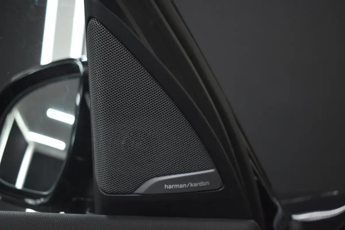 XDrive30e M-Sport 292pk | M-STOELEN | TREKHAAK | LASERLIGHT