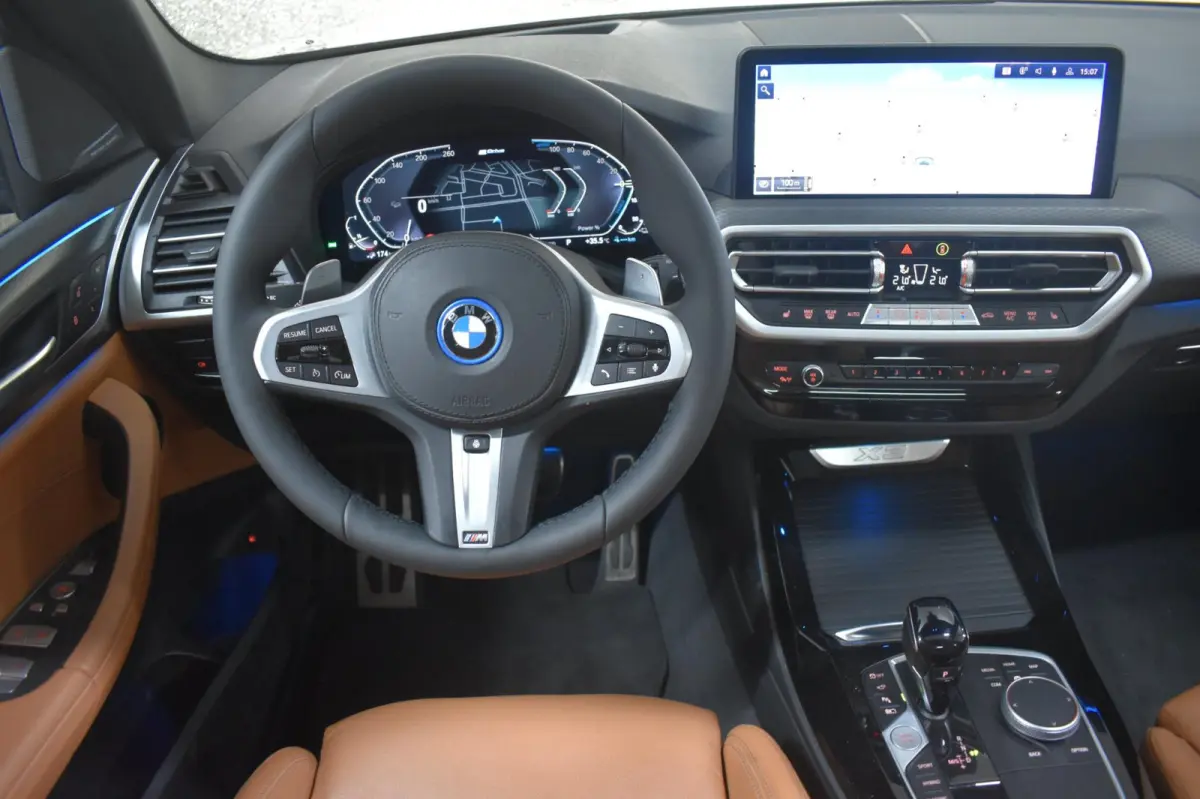XDrive30e M-Sport 292pk | M-STOELEN | TREKHAAK | LASERLIGHT