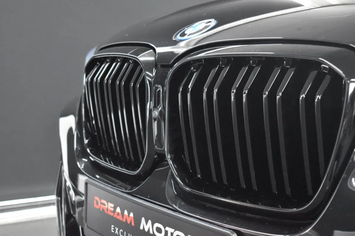 XDrive30e M-Sport 292pk | M-STOELEN | TREKHAAK | LASERLIGHT