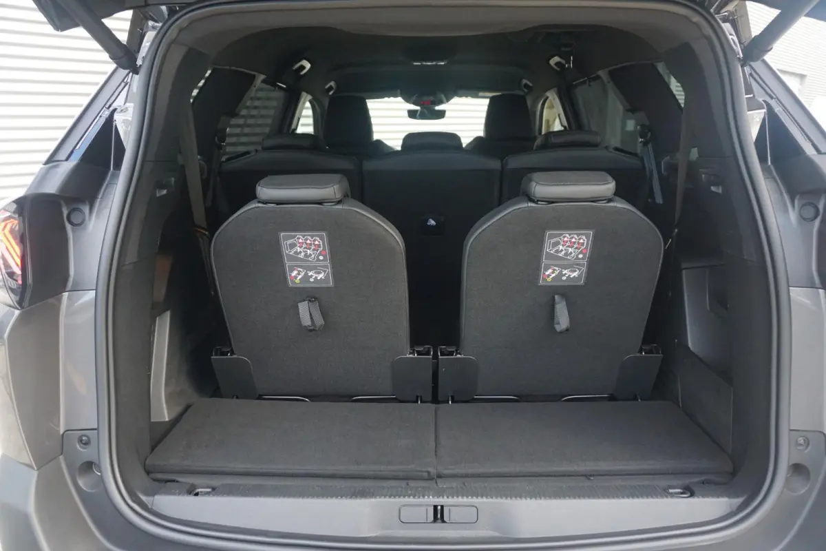 1.2 TURBO 130 GT AUTOMAAT 7-Persoons | Navigatie pro | Climate control | Privacy Glass | Full LED | Adaptive Cruise C |
