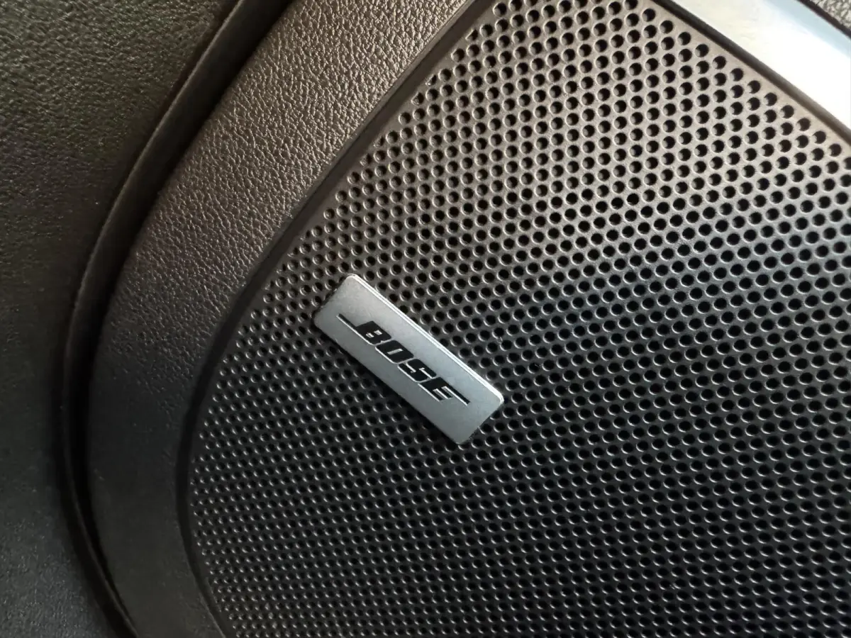 1.2 TCe Bose