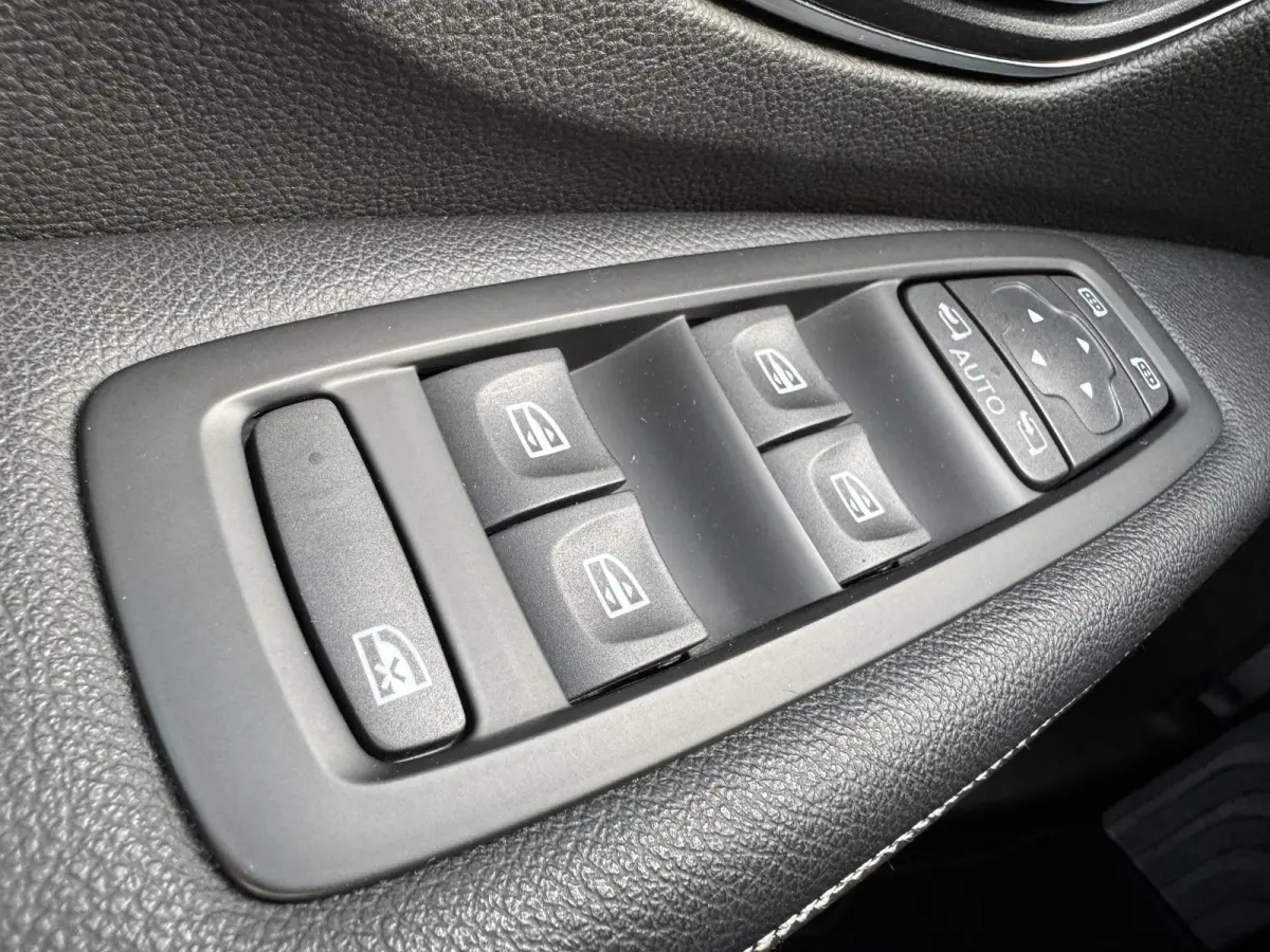 1.2 TCe Bose