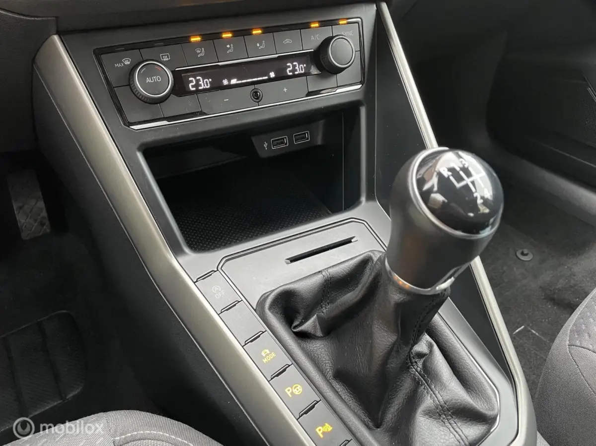 1.0 TSI Highline NAP|AUT PARK|SPORTSEL|CLIMA