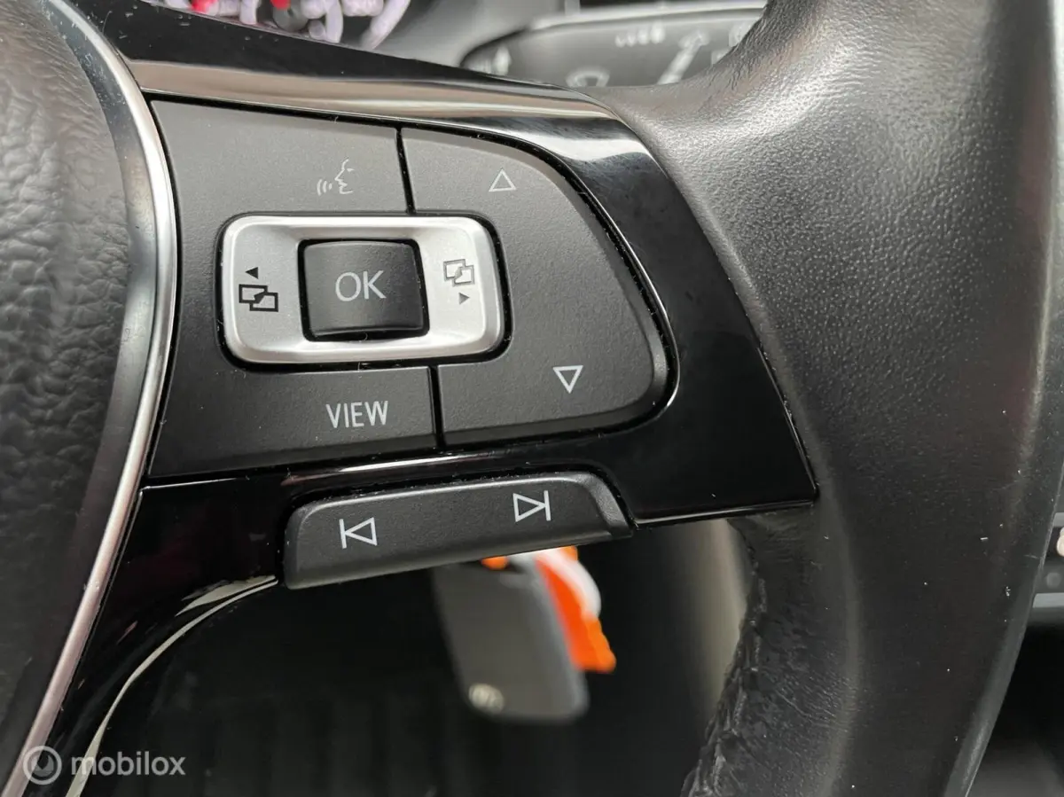 1.0 TSI Highline NAP|AUT PARK|SPORTSEL|CLIMA