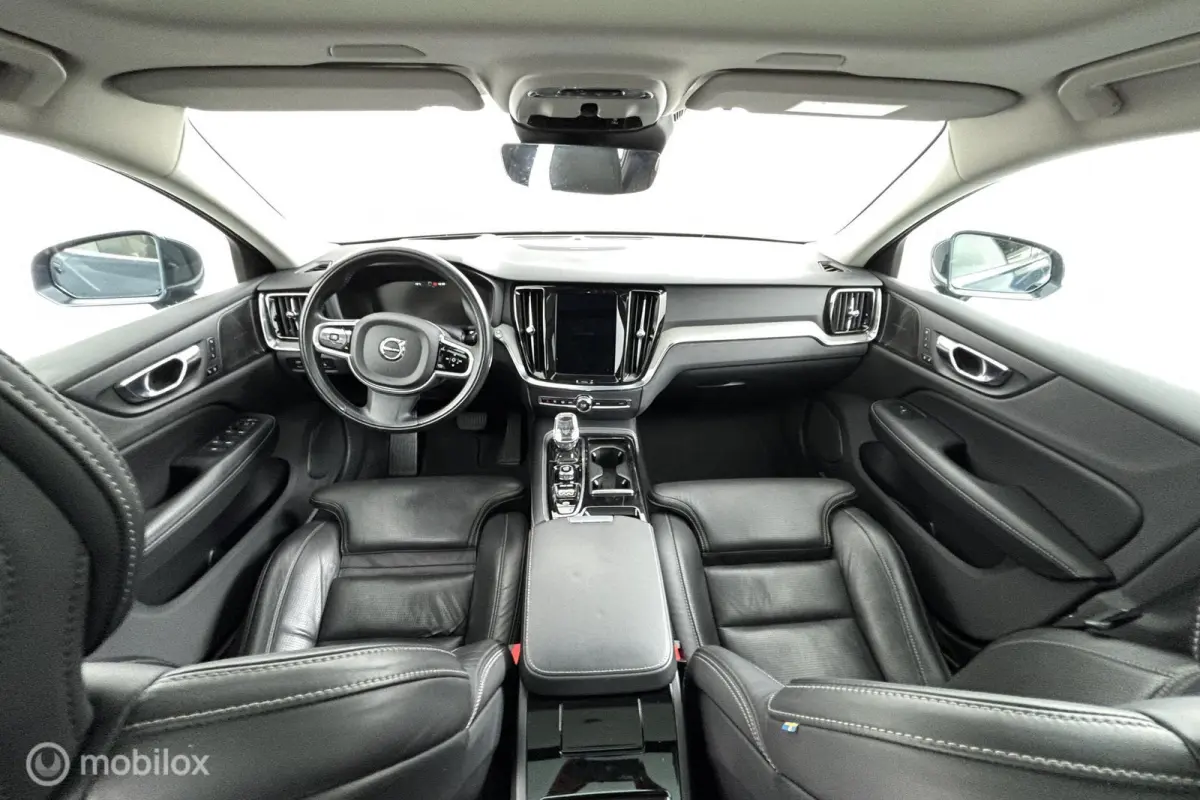 2.0 T6 Recharge AWD Inscription | Adaptieve Cruise | Panoramadak | 360 Camera | Trekhaak | Harman Kardon | Gelaagd Glas | HUD | Verwarmbare Voorstoelen & Stuurwiel | BLISS