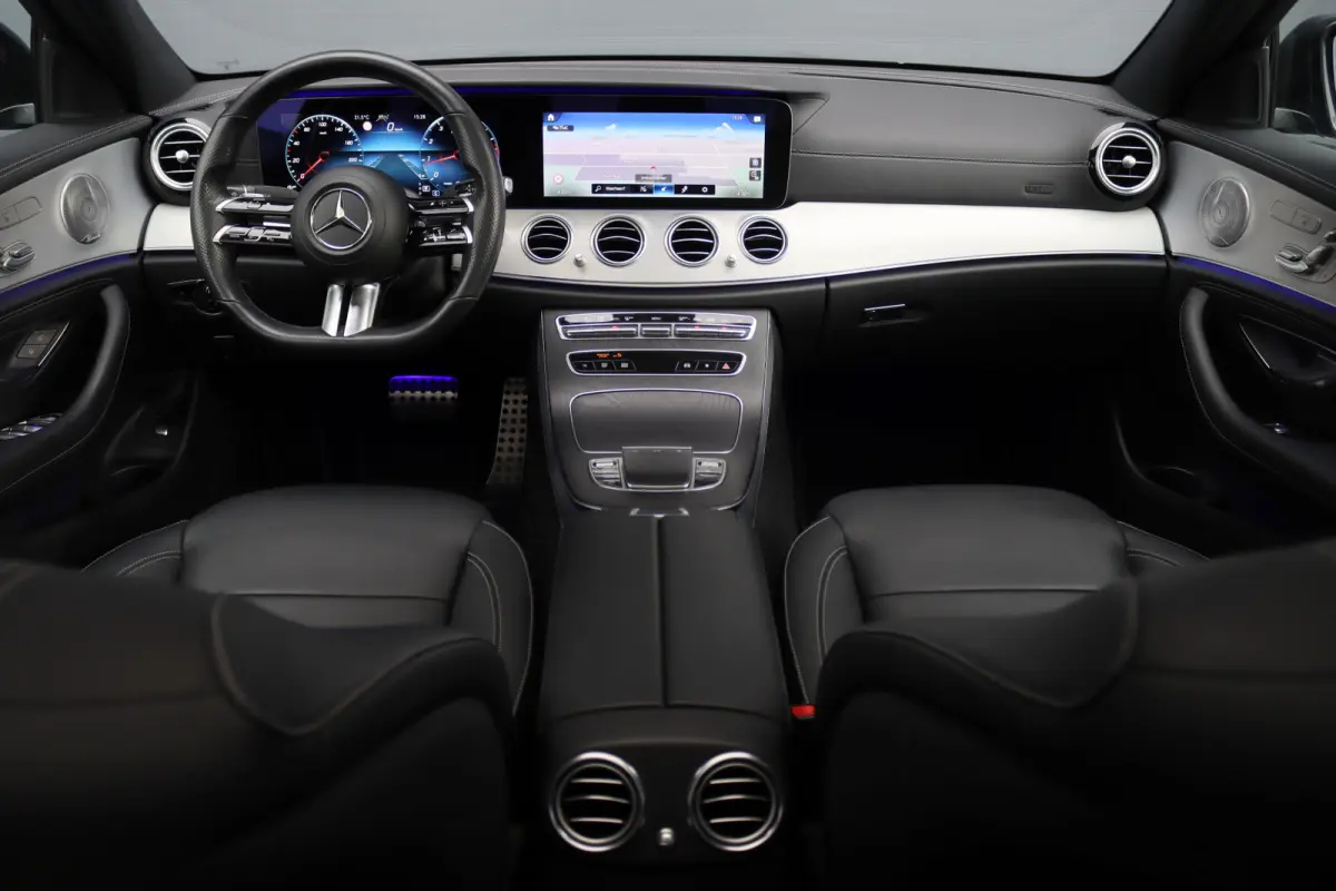 200 AMG Line | Panoramadak | Distronic+ | Burmester | Parfumering | Memory | Sfeerverlichting | Keyless Go | Augmented Reality |