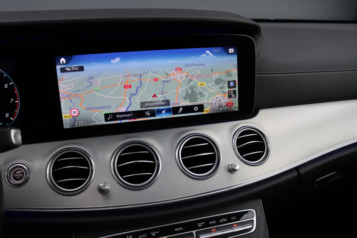 200 AMG Line | Panoramadak | Distronic+ | Burmester | Parfumering | Memory | Sfeerverlichting | Keyless Go | Augmented Reality |