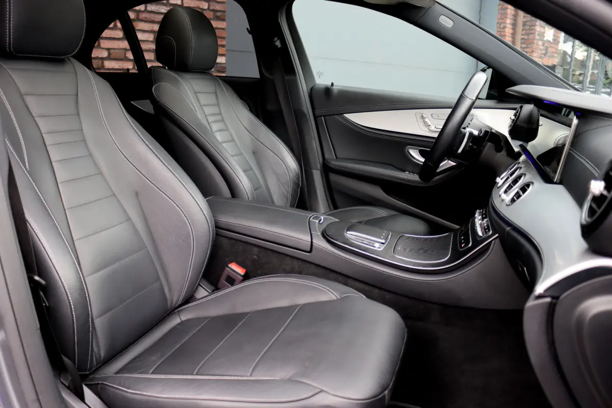 200 AMG Line | Panoramadak | Distronic+ | Burmester | Parfumering | Memory | Sfeerverlichting | Keyless Go | Augmented Reality |