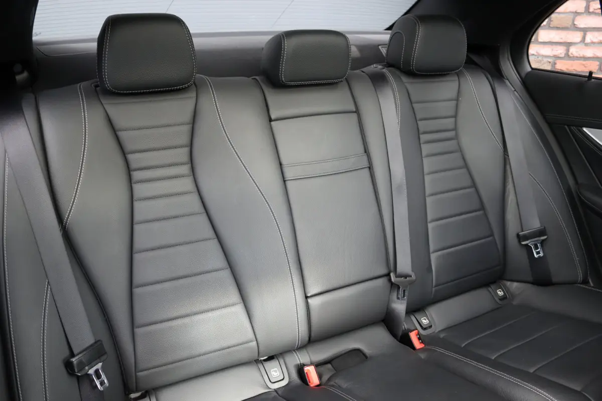 200 AMG Line | Panoramadak | Distronic+ | Burmester | Parfumering | Memory | Sfeerverlichting | Keyless Go | Augmented Reality |