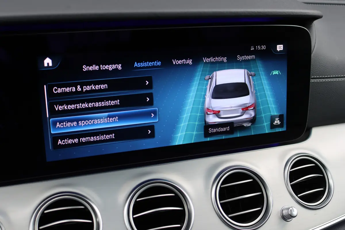 200 AMG Line | Panoramadak | Distronic+ | Burmester | Parfumering | Memory | Sfeerverlichting | Keyless Go | Augmented Reality |