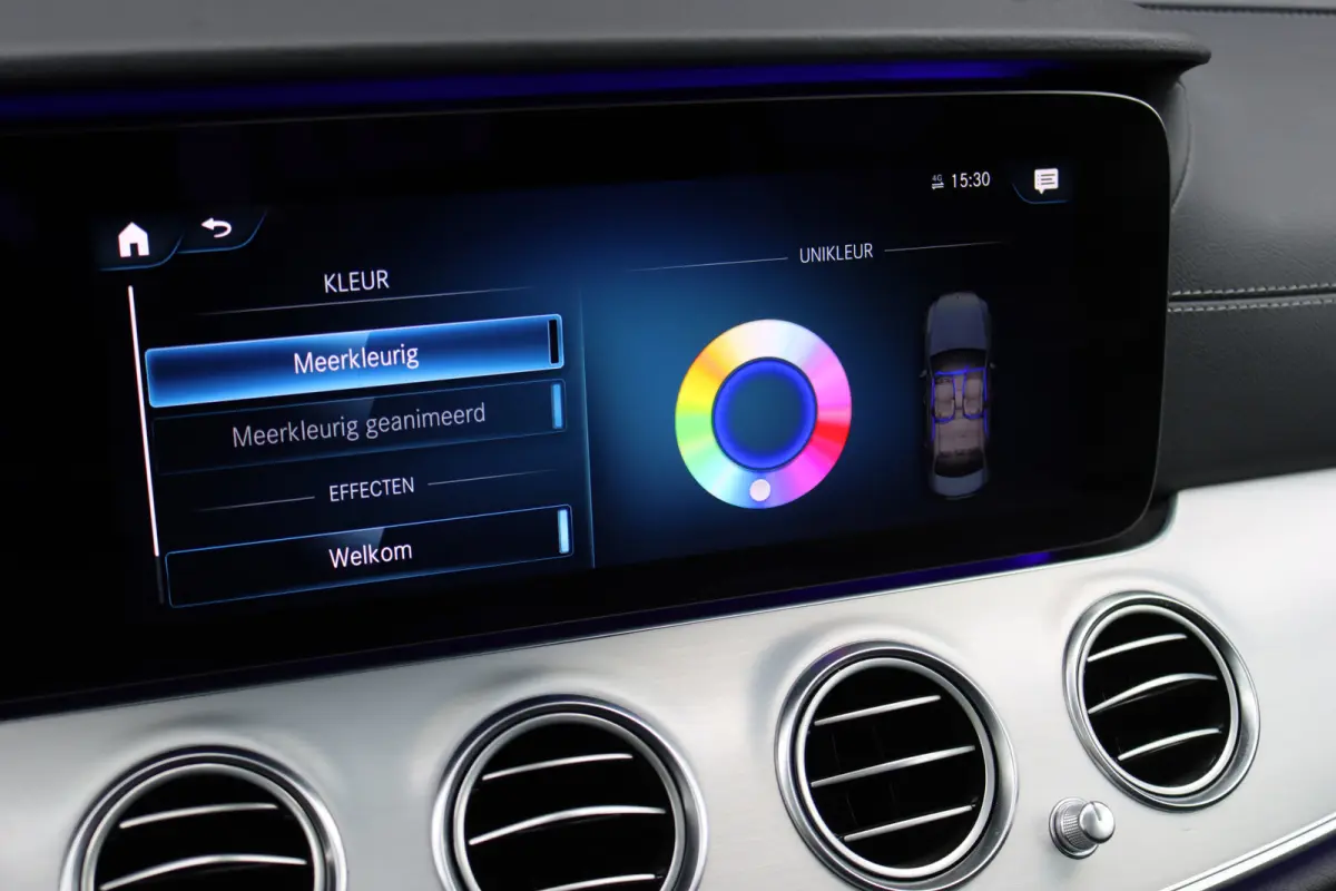 200 AMG Line | Panoramadak | Distronic+ | Burmester | Parfumering | Memory | Sfeerverlichting | Keyless Go | Augmented Reality |