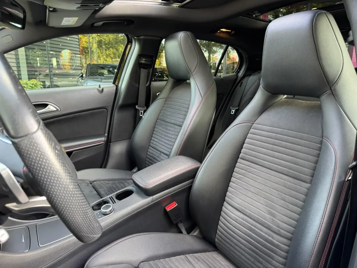 180 Business Solution AMG | WORDT VERWACHT | PANORAMADAK | STOELVERWARMING | KEYLESS | CLIMATE CONTROL | CRUISE CONTROL |