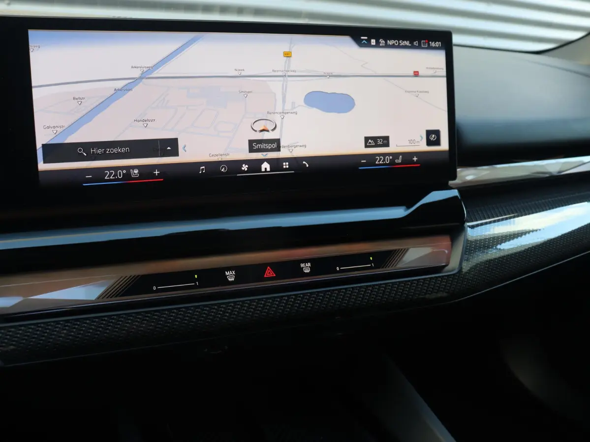 550e xDrive | M Sportpakket Pro | Innovation Pack | Panodak | Head-Up | Bowers & Wilkins | Driving Assistant Prof. | Stoelventilatie | Parking Assistant Prof. | 20'' LMV