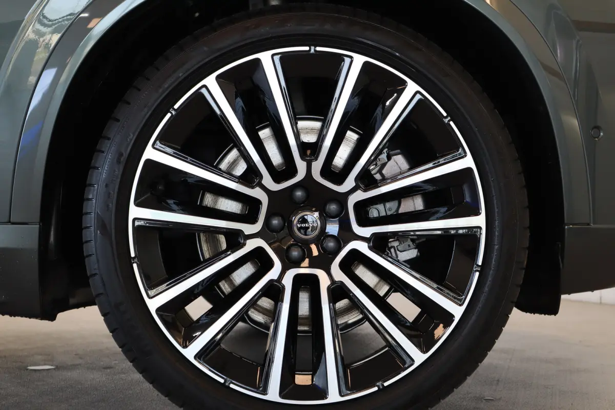 2.0 T8 Plug-in hybrid AWD Ultra Dark Exec. Ed. | 2 stoelen op derde rij | Achterbank verwarmd | Achteruitrijcamera