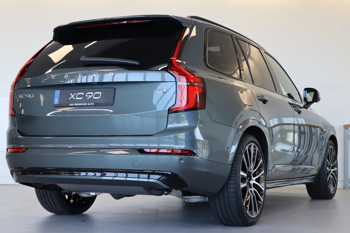 2.0 T8 Plug-in hybrid AWD Ultra Dark Exec. Ed. | 2 stoelen op derde rij | Achterbank verwarmd | Achteruitrijcamera