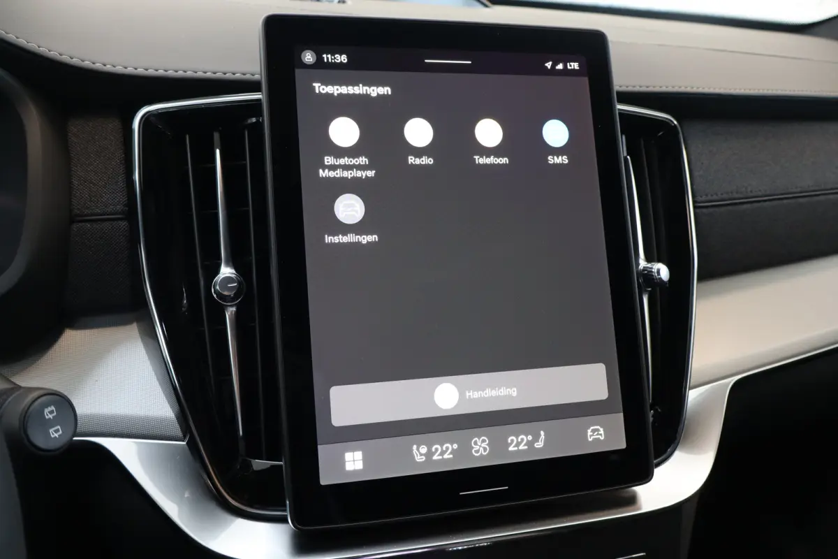 2.0 T8 Plug-in hybrid AWD Ultra Dark Exec. Ed. | 2 stoelen op derde rij | Achterbank verwarmd | Achteruitrijcamera