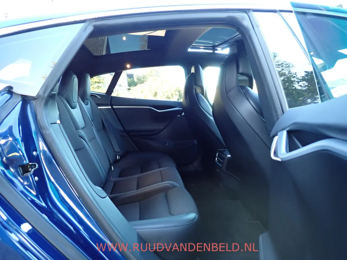 75D 86%SOH AUTOPILOT / 21-INCH / SCHUIFDAK