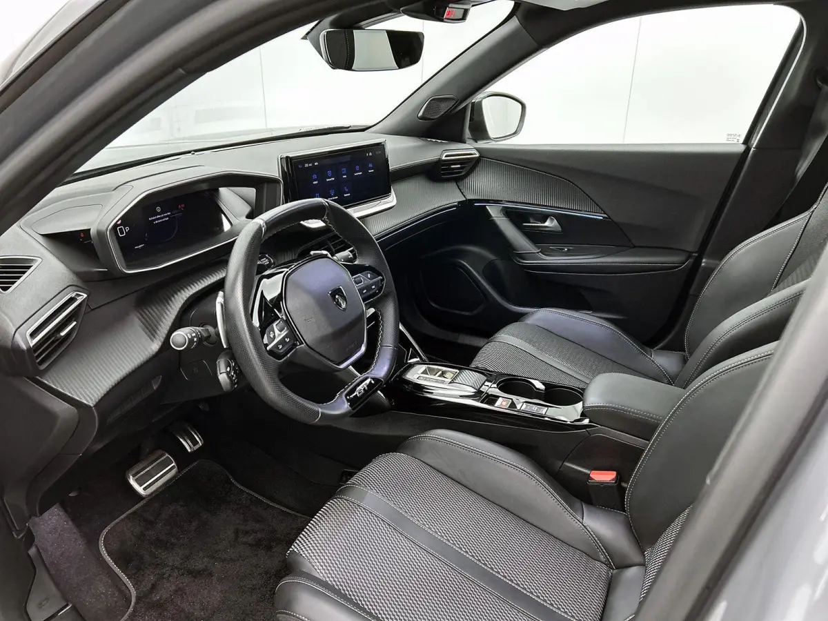 SUV GT Hybrid 145pk Automaat | Navigatie via draadloze Apple Carplay / Android Auto | Achteruitrijcamera | Climate Control | Cruise Control | Full Led koplampen | Parkeersensoren v+a | Keyle