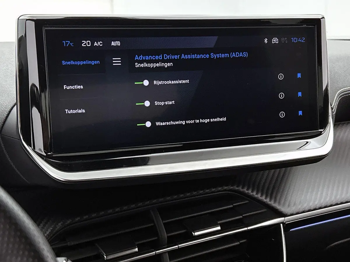 SUV GT Hybrid 145pk Automaat | Navigatie via draadloze Apple Carplay / Android Auto | Achteruitrijcamera | Climate Control | Cruise Control | Full Led koplampen | Parkeersensoren v+a | Keyle