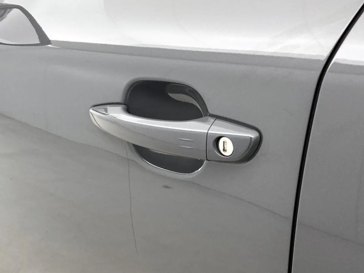 SUV GT Hybrid 145pk Automaat | Navigatie via draadloze Apple Carplay / Android Auto | Achteruitrijcamera | Climate Control | Cruise Control | Full Led koplampen | Parkeersensoren v+a | Keyle