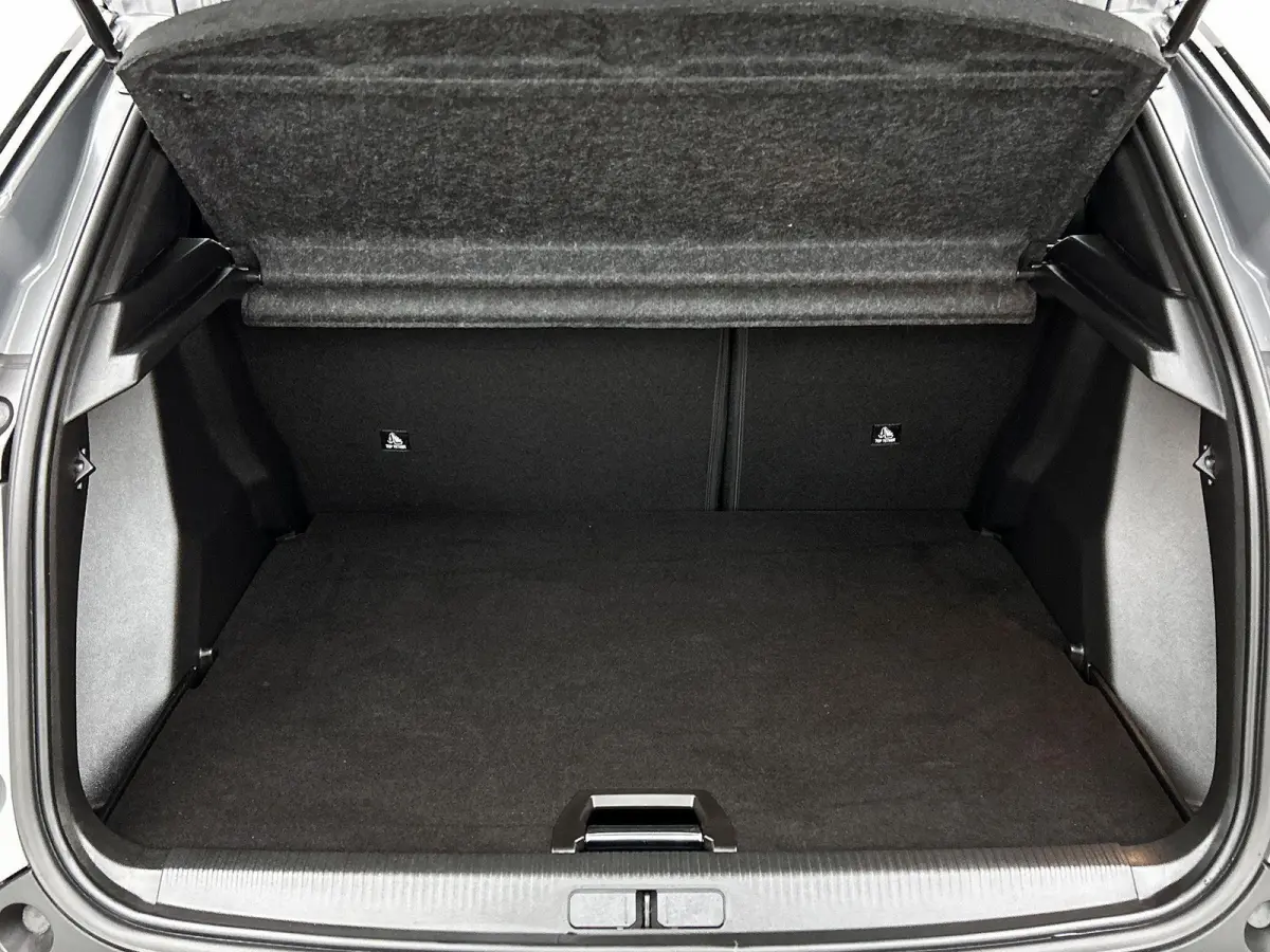 SUV GT Hybrid 145pk Automaat | Navigatie via draadloze Apple Carplay / Android Auto | Achteruitrijcamera | Climate Control | Cruise Control | Full Led koplampen | Parkeersensoren v+a | Keyle