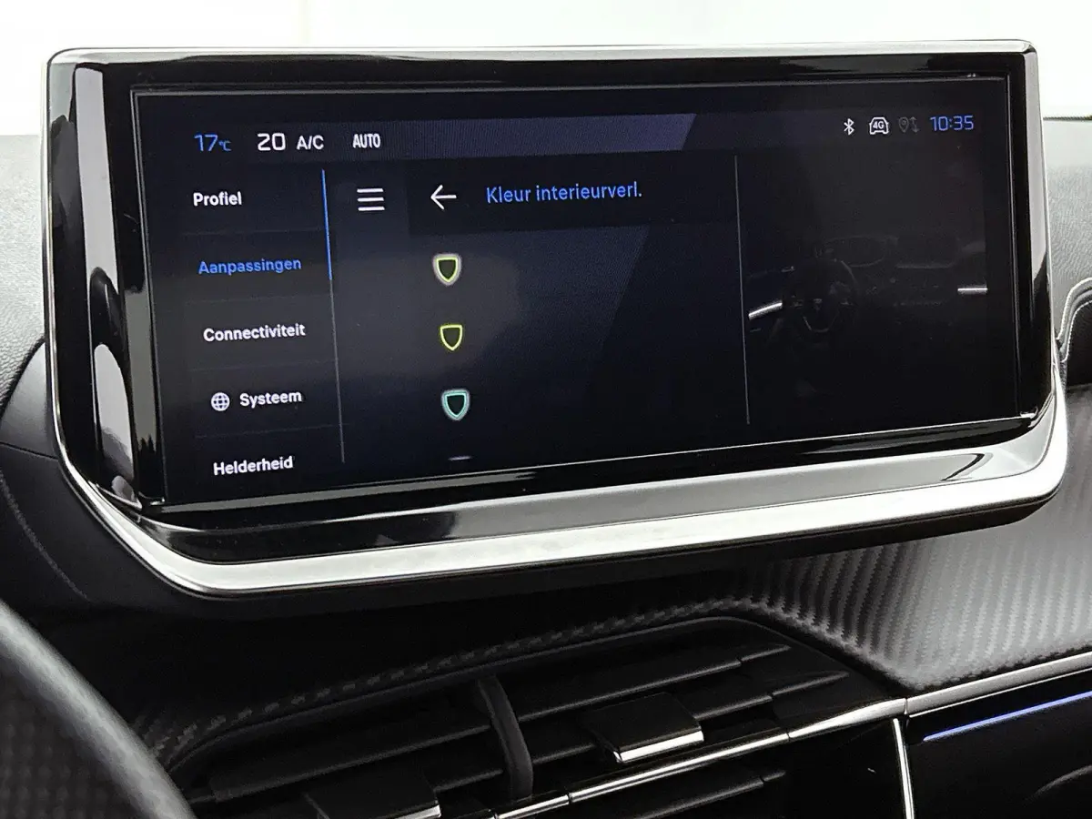 SUV GT Hybrid 145pk Automaat | Navigatie via draadloze Apple Carplay / Android Auto | Achteruitrijcamera | Climate Control | Cruise Control | Full Led koplampen | Parkeersensoren v+a | Keyle