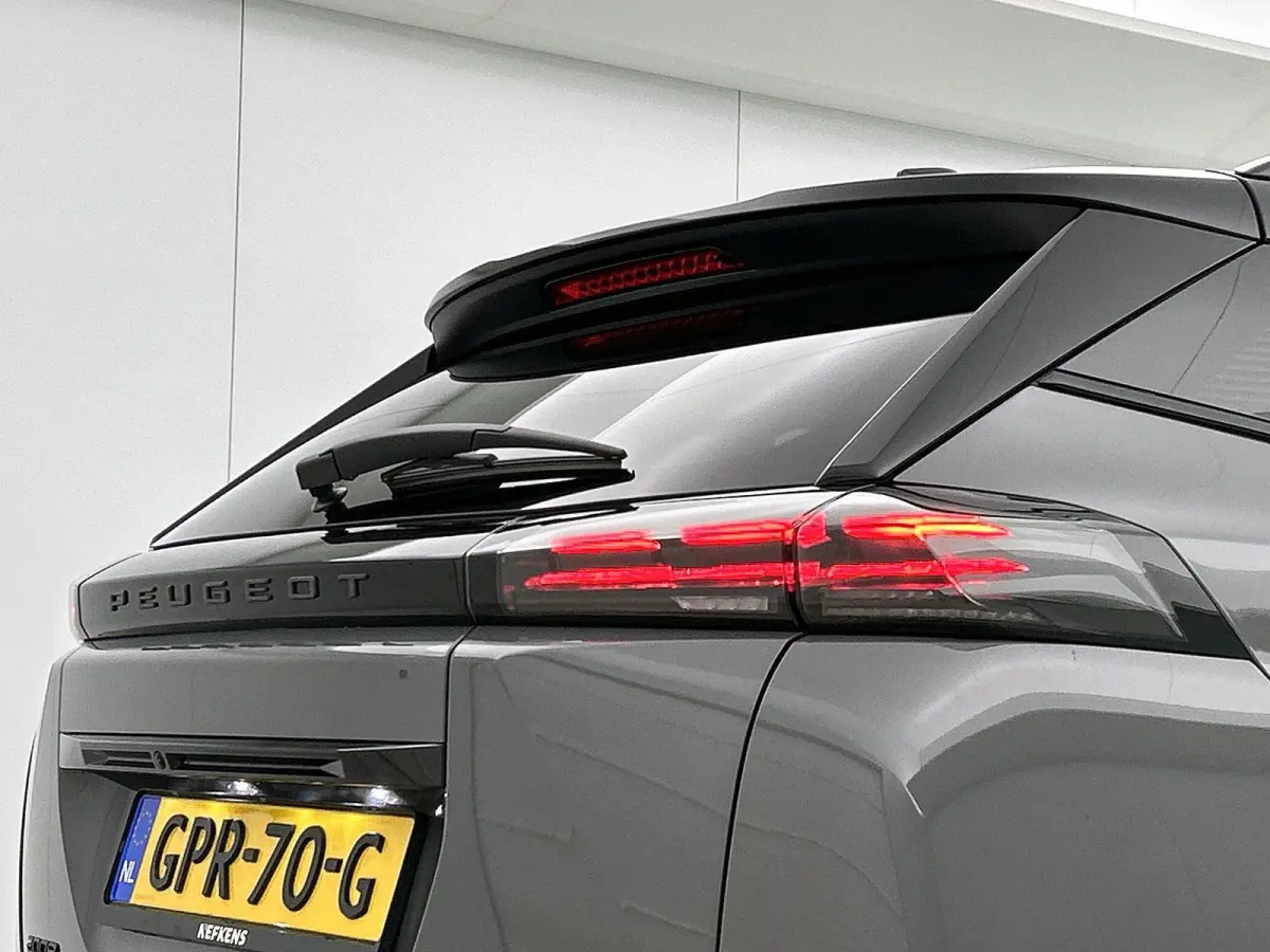 SUV GT Hybrid 145pk Automaat | Navigatie via draadloze Apple Carplay / Android Auto | Achteruitrijcamera | Climate Control | Cruise Control | Full Led koplampen | Parkeersensoren v+a | Keyle