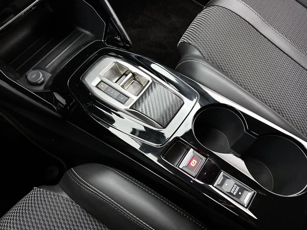 SUV GT Hybrid 145pk Automaat | Navigatie via draadloze Apple Carplay / Android Auto | Achteruitrijcamera | Climate Control | Cruise Control | Full Led koplampen | Parkeersensoren v+a | Keyle