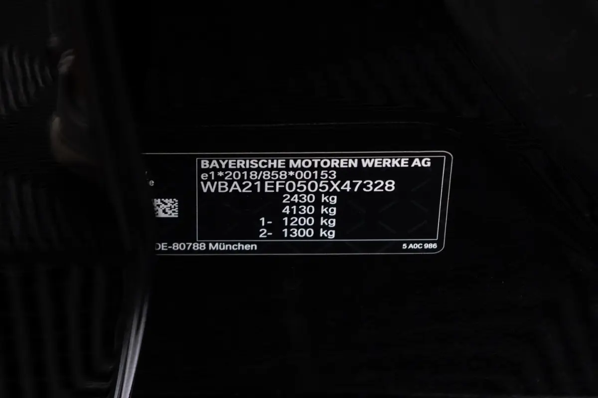 xDrive25e M-Sport | harman/kardon | Half LEDER *SOH 95.2%*