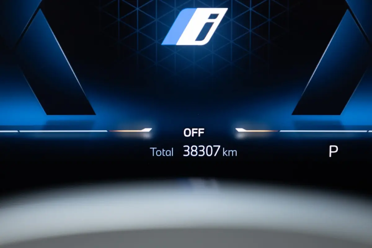 xDrive25e M-Sport | harman/kardon | Half LEDER *SOH 95.2%*
