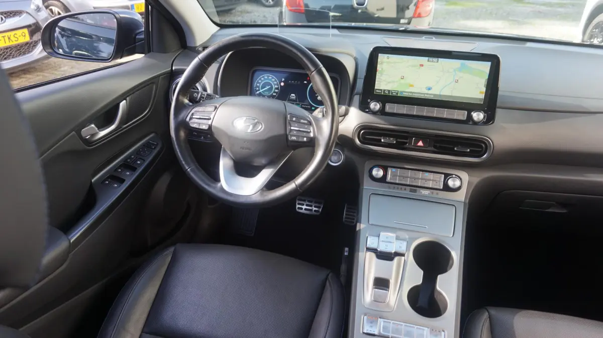 EV Premium 64 kWh NL auto