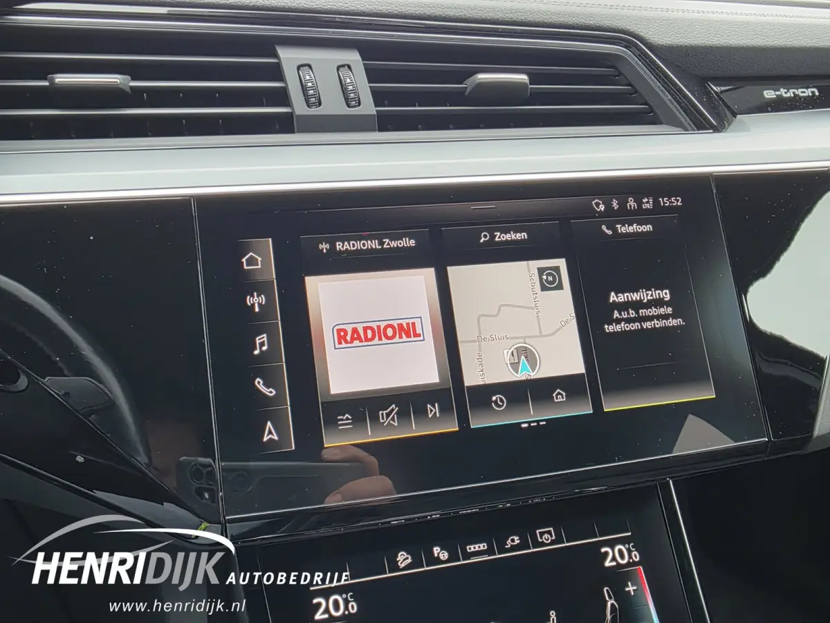 50 quattro Launch Edition 71 kWh SOH 88% S - Line / Schuifdak / Camera / Virtual / Navi