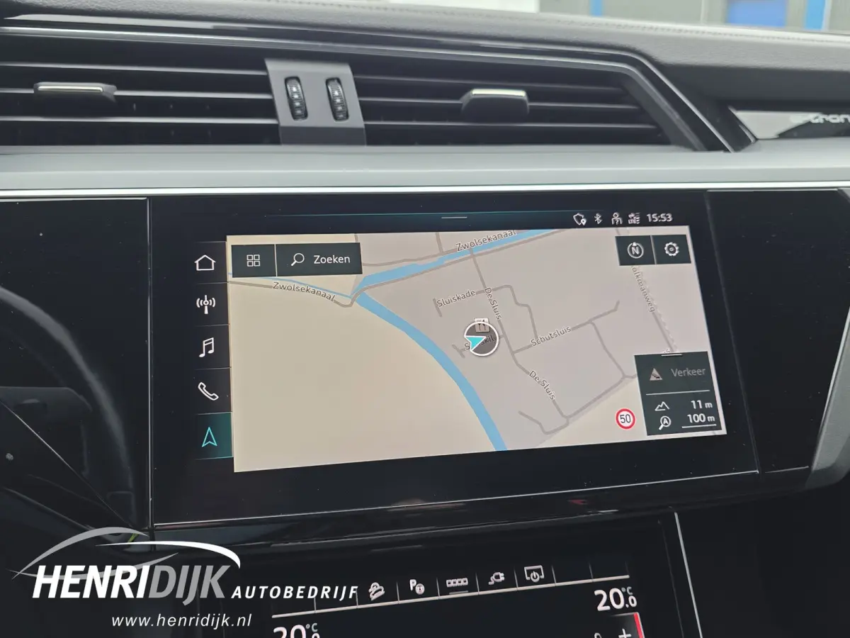 50 quattro Launch Edition 71 kWh SOH 88% S - Line / Schuifdak / Camera / Virtual / Navi